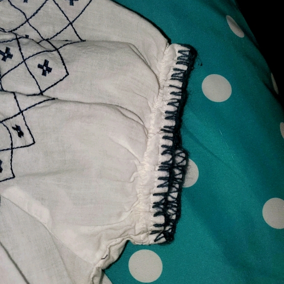 XXI Off the Shoulder Top - Picture 3 of 4